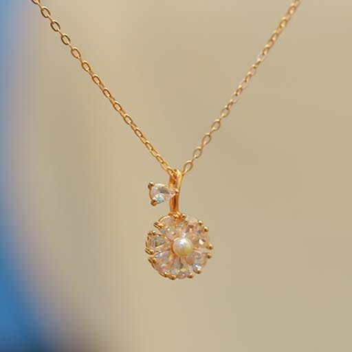 Rose Gold Finish Solitaire Floral Silver Chain - Image 2